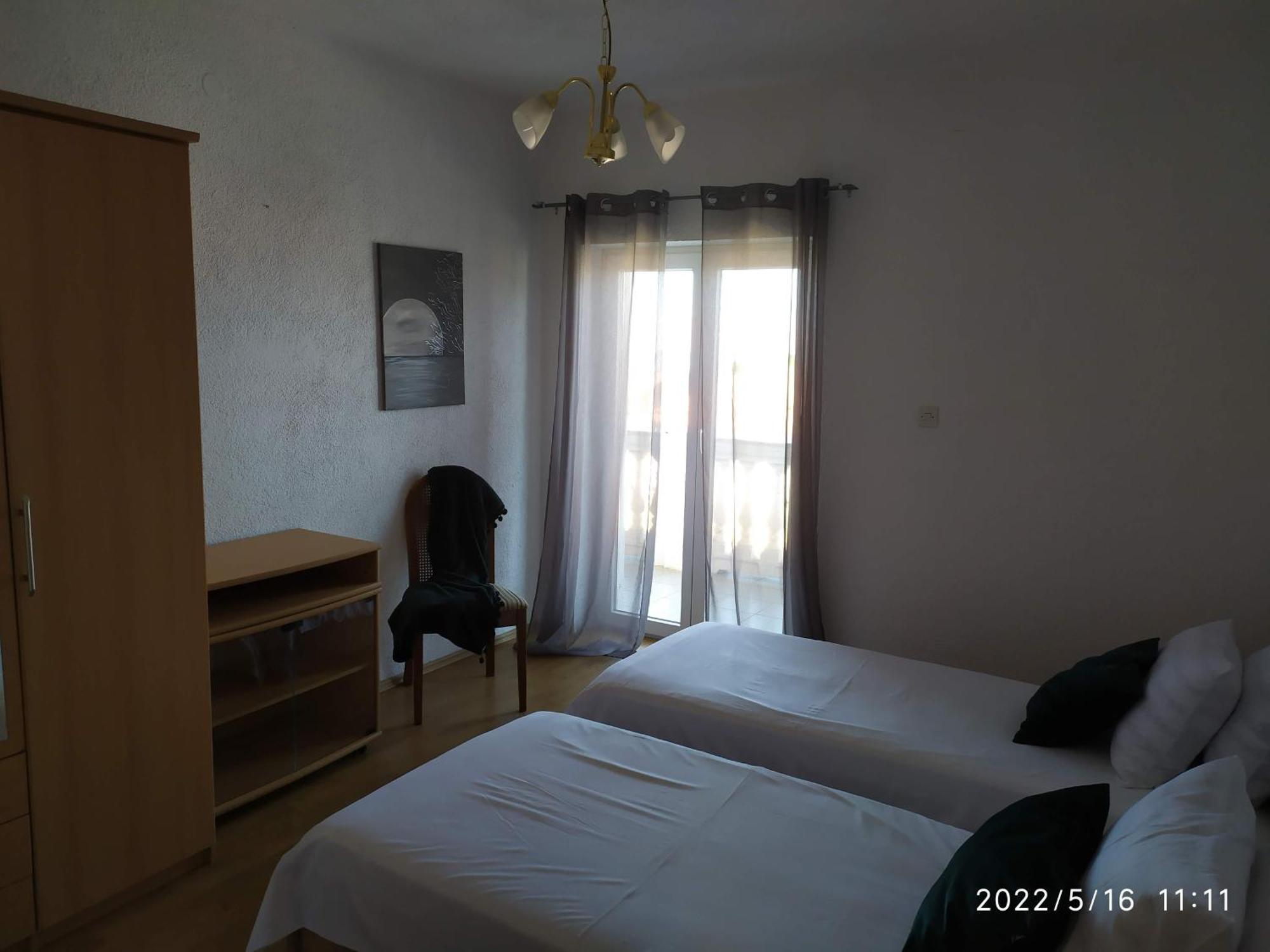 Apartments And Room Suza เซนญ์ ภายนอก รูปภาพ